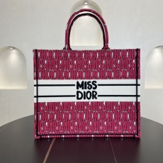 Christian Dior Shopping Bags